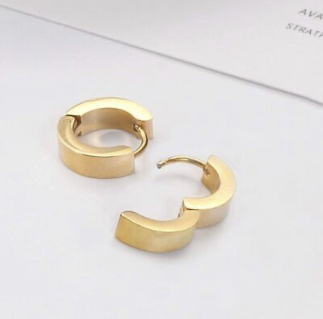 2PCS Stainless Steel Hoop Earrings for Men Women Small Huggie Hoop Ear Piercings