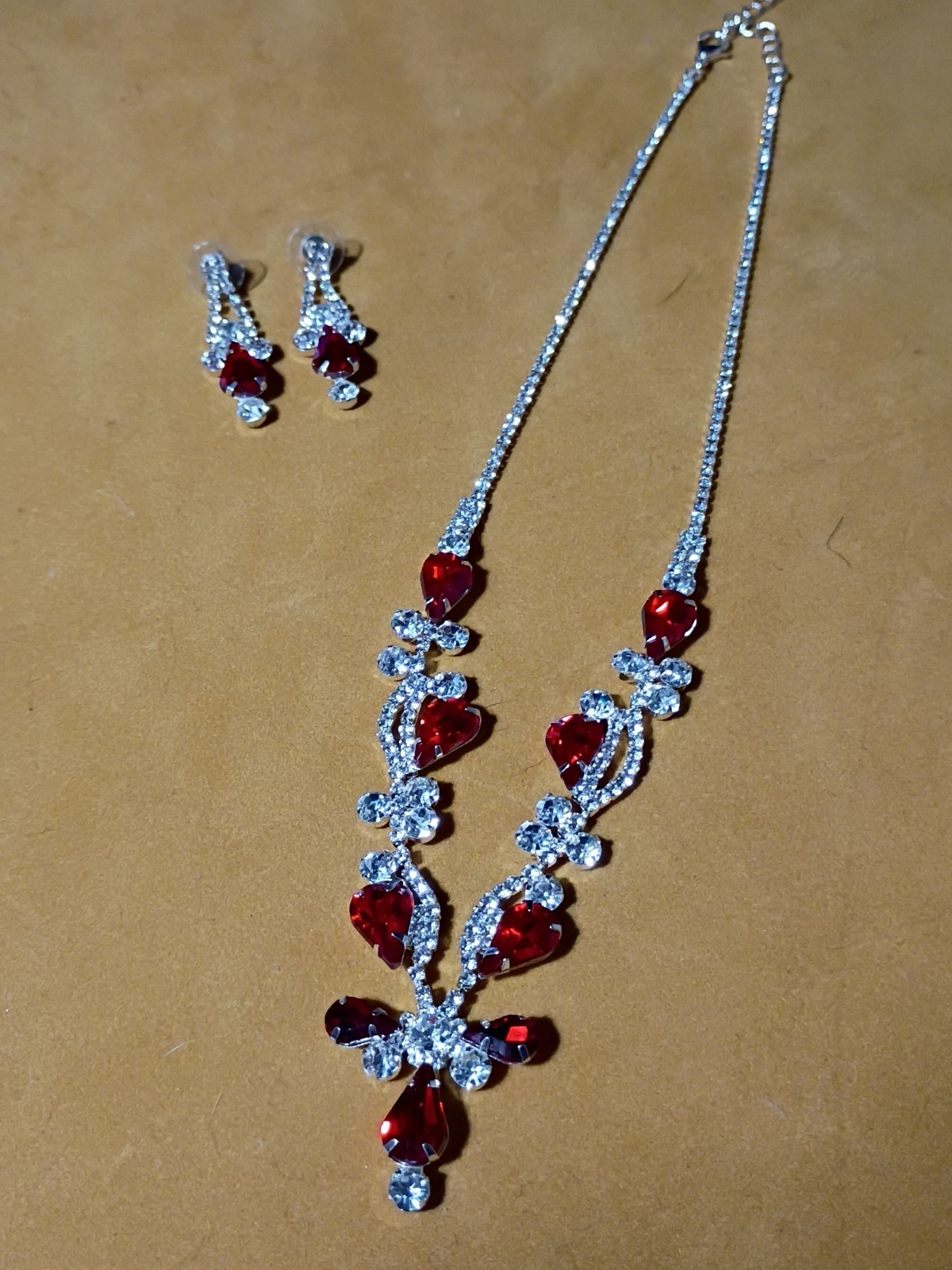 Vintage Sparkly jewelry Set.Red,Dangly, Statement Gorgeous Perfect For A Night