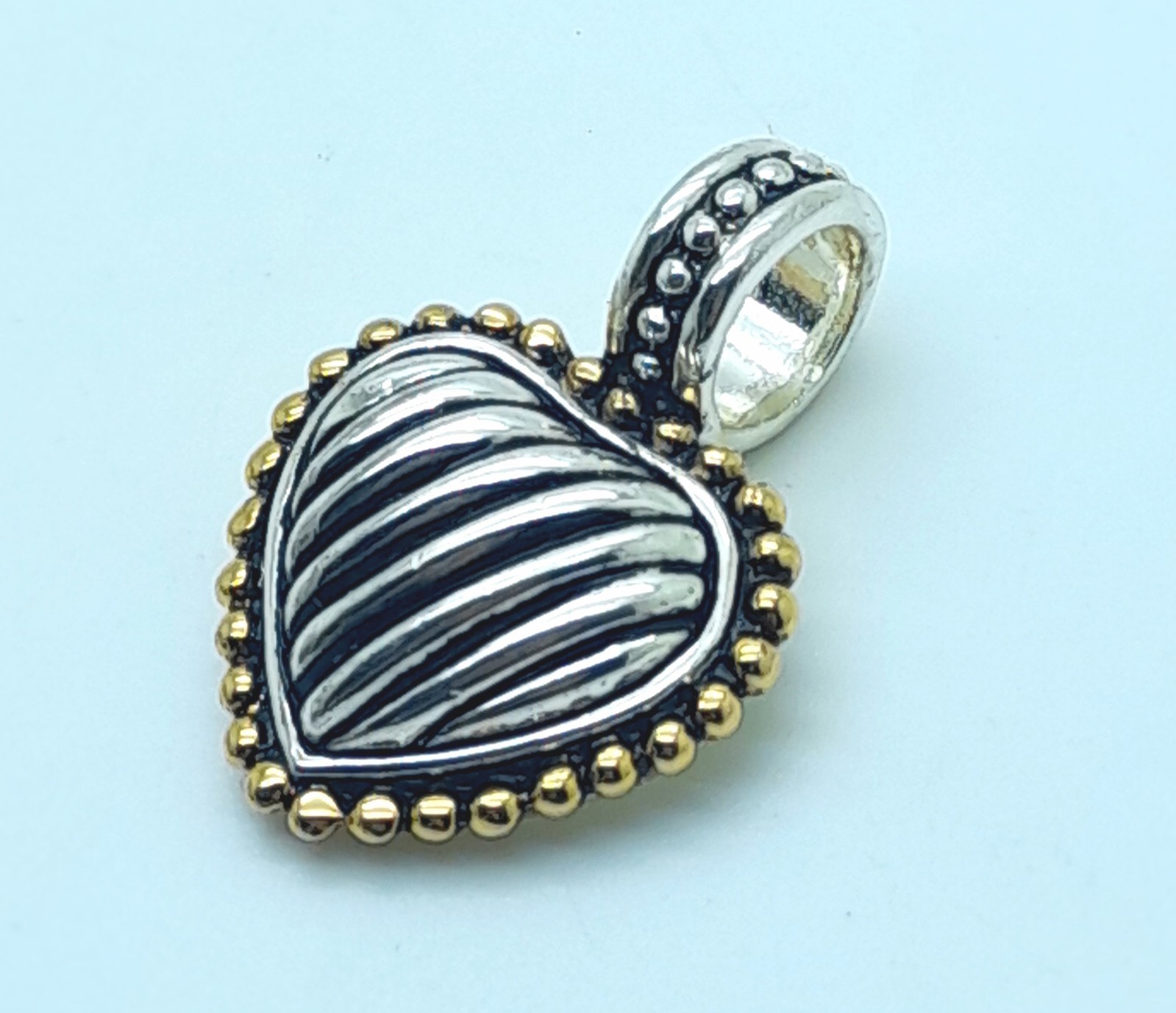 Vintage 3d heart shape black & Silver & gold Dot Texture fashion jewelry Pendant