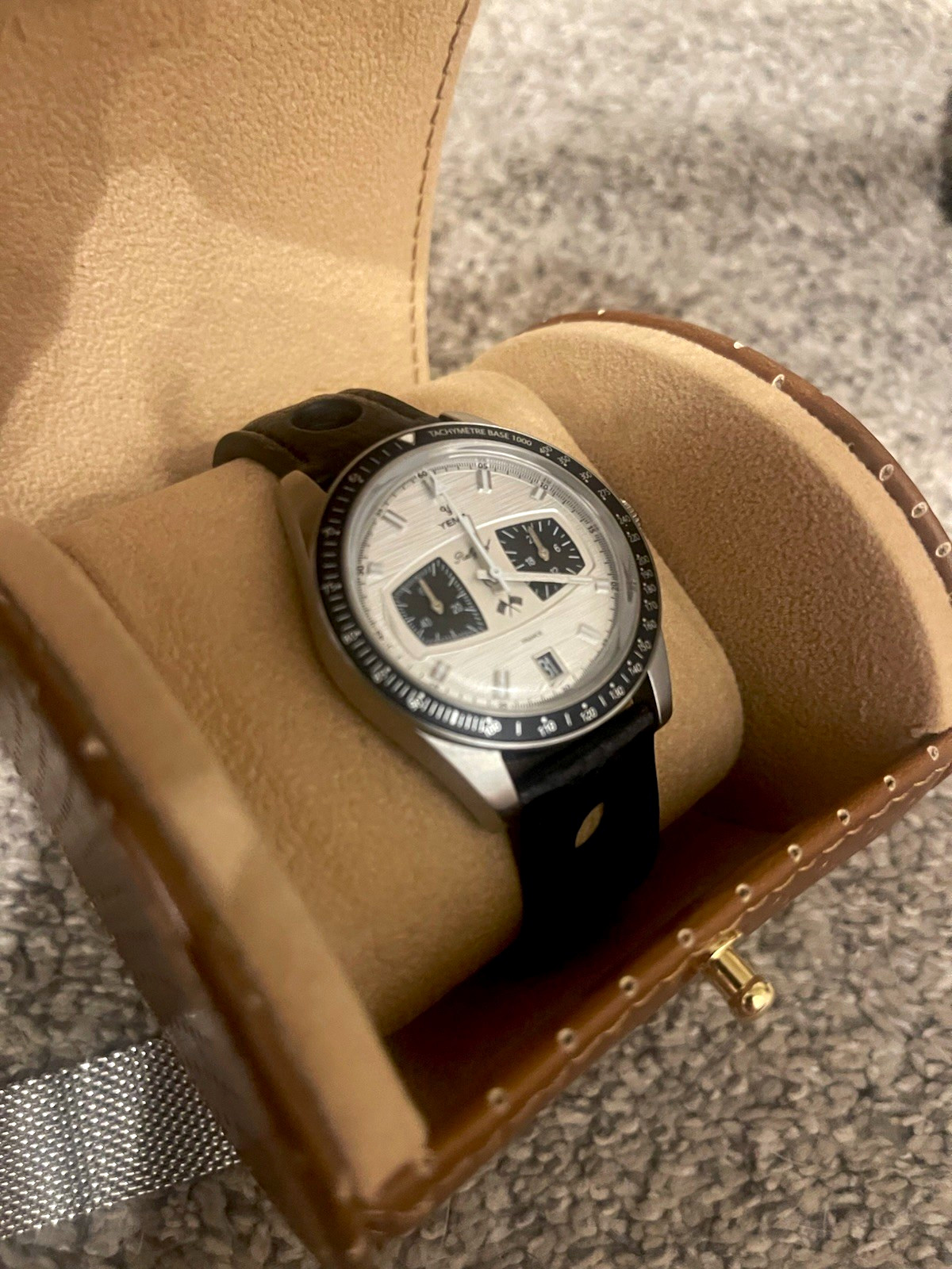YEMA Rallygraf Quartz Chronograph Tachymeter Date White Dial Black Strap Box