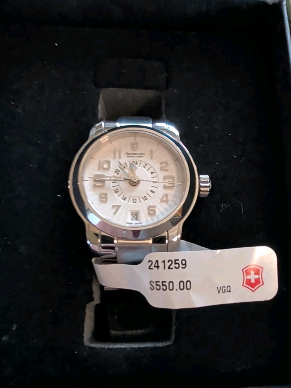 Victorinox Swiss Army Swiss Made GMT Quartz Watch 100m White Dial 241259 (NOS)