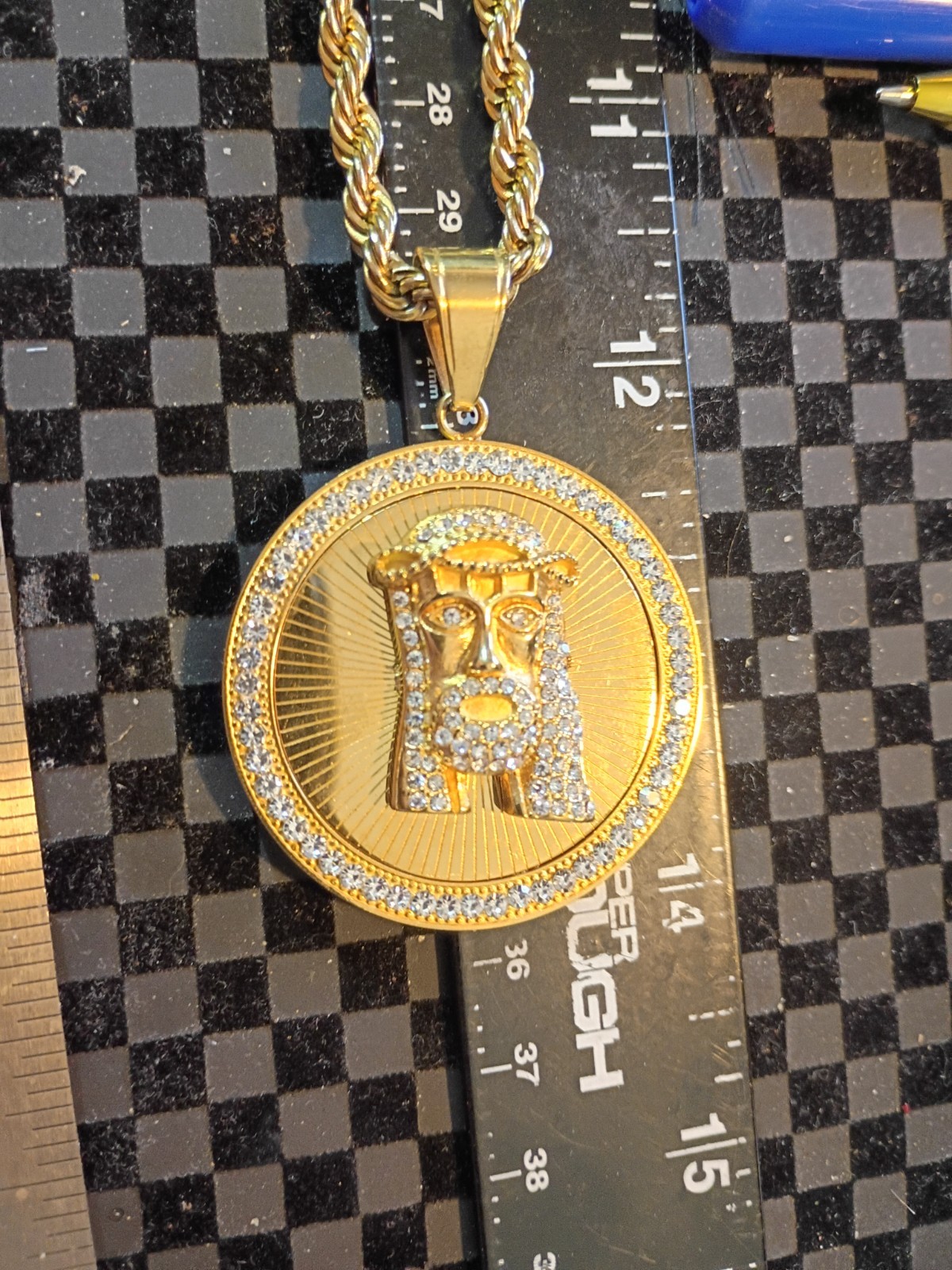 Gold Tone Rope Chain 24 “Necklace Round Jesus Face Charm Pendant Clear Crystal