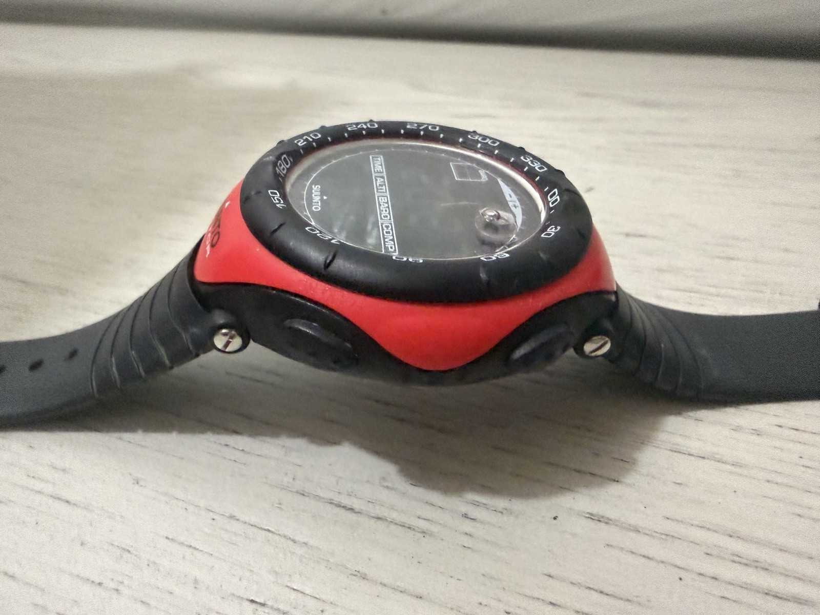 Suunto Vector New Battery Mens Digital Watch 51MM 8.5″ Black And Red Finland