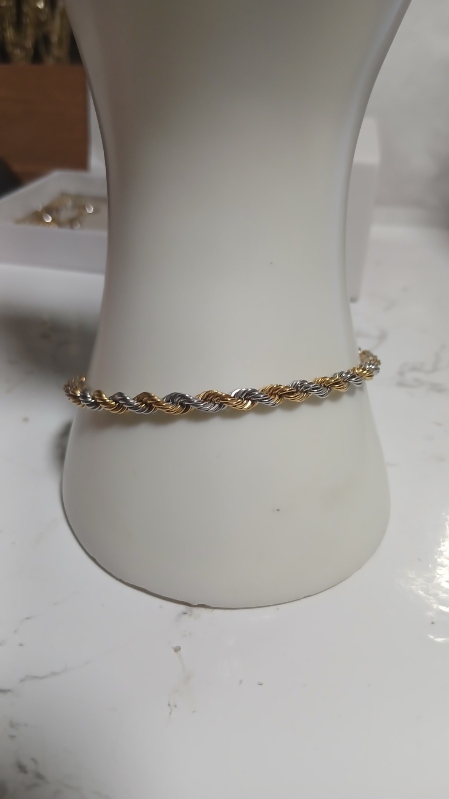 9ct Yellow and white Gold Bracelet.