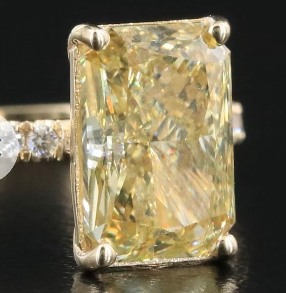 14K 3.29 CTW Lab Grown Diamond Ring With Vivid Yellow Center Stone IGI Report