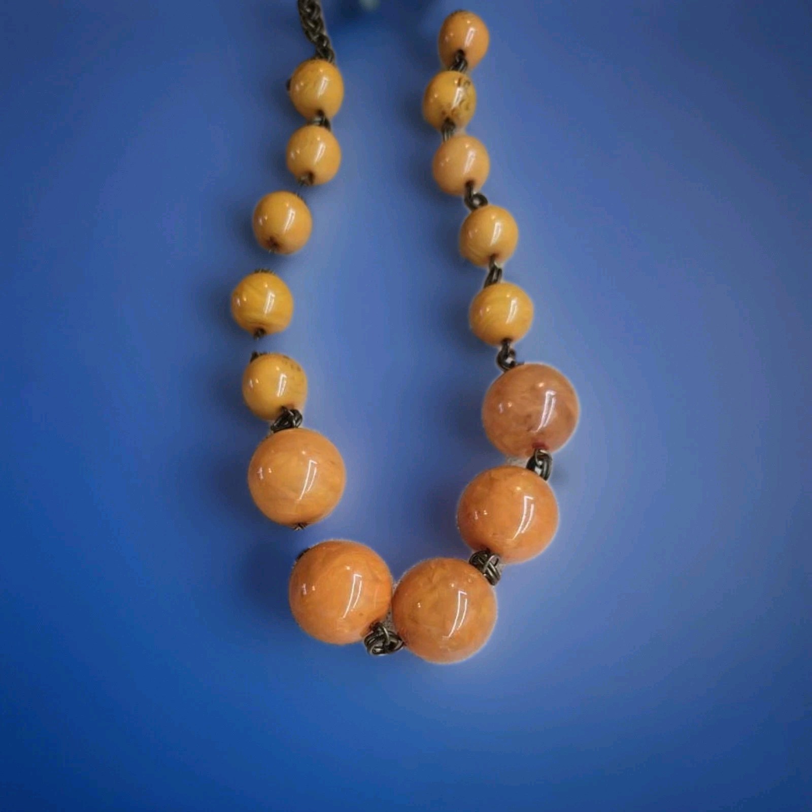 VTG Tested Bakelite Art Deco Egg Yolk Butterscotch Graduated Bead Necklace 114 G