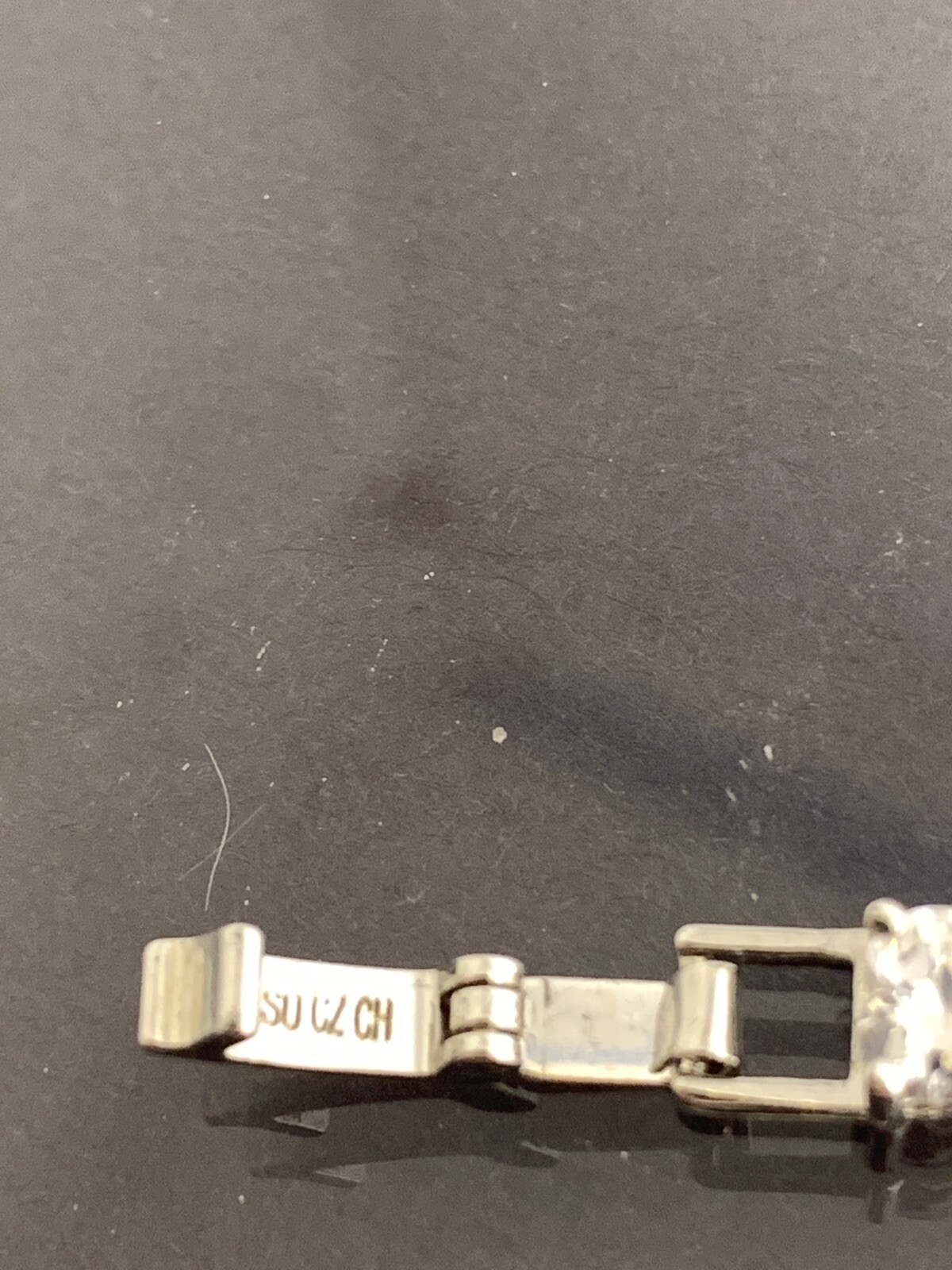 Silver Tone CZ Crystal Cubic Zirconia Heart Tennis Bracelet 7.75″ Trendy