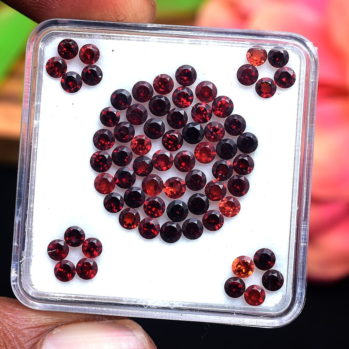 72 Pcs Natural Mozambique Garnet 2.70mm Round Cut Untreated Loose Gemstones Lot