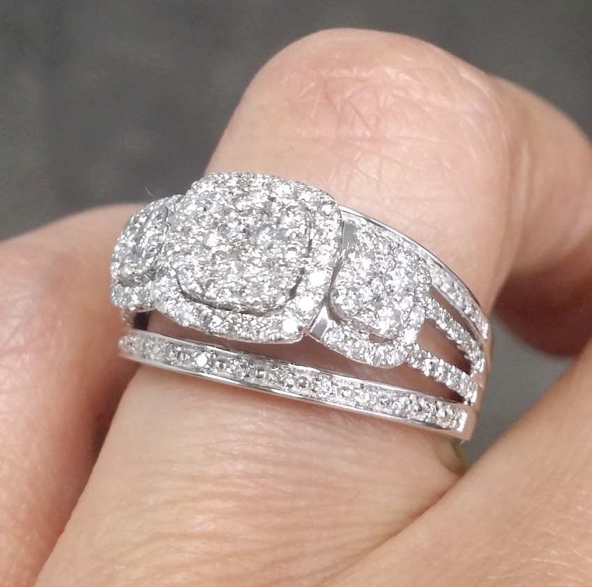 DEAL!1.00CTW NATURAL ROUND DIAMOND CLUSTER PAST PRESENT FUTURE RING 10K GOLD.