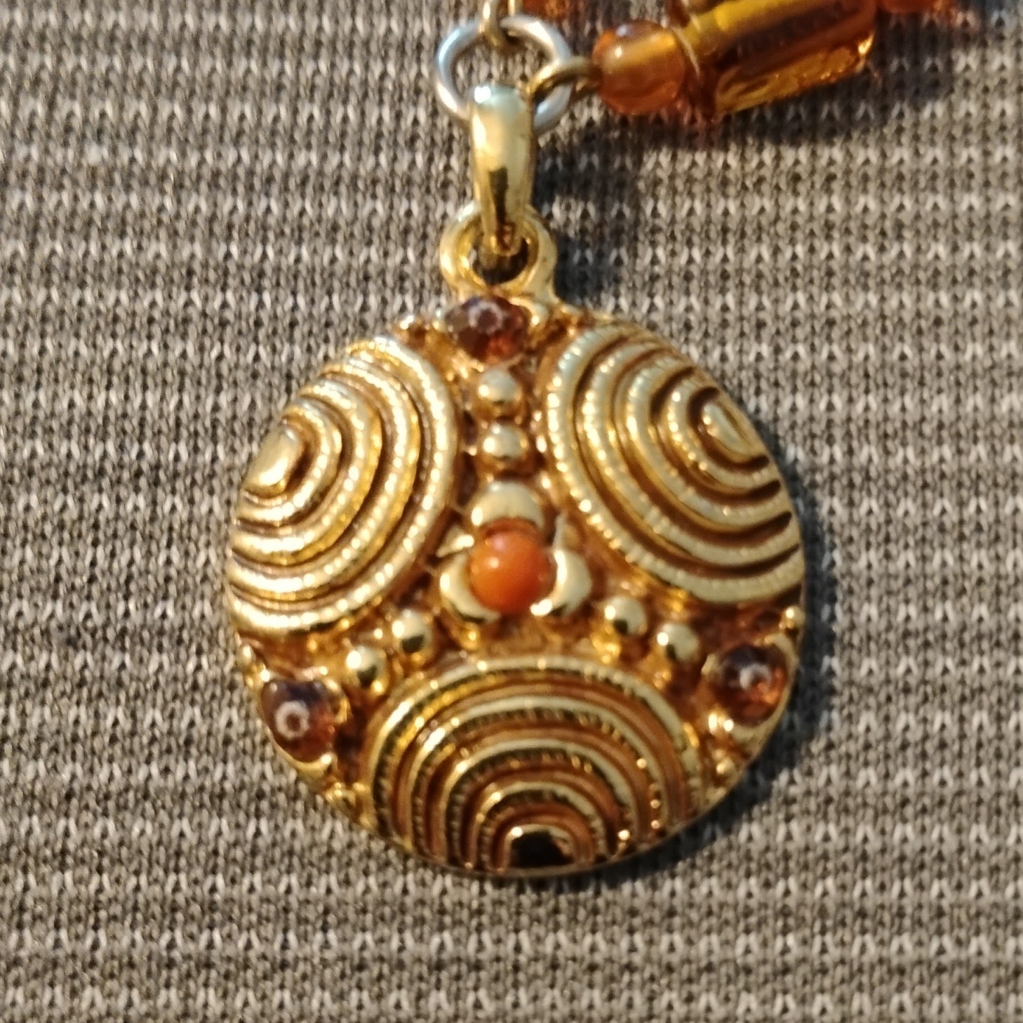 Worthington Gold Tone Link Necklace w/ Round Charm Pendant, Adjustable Lobster