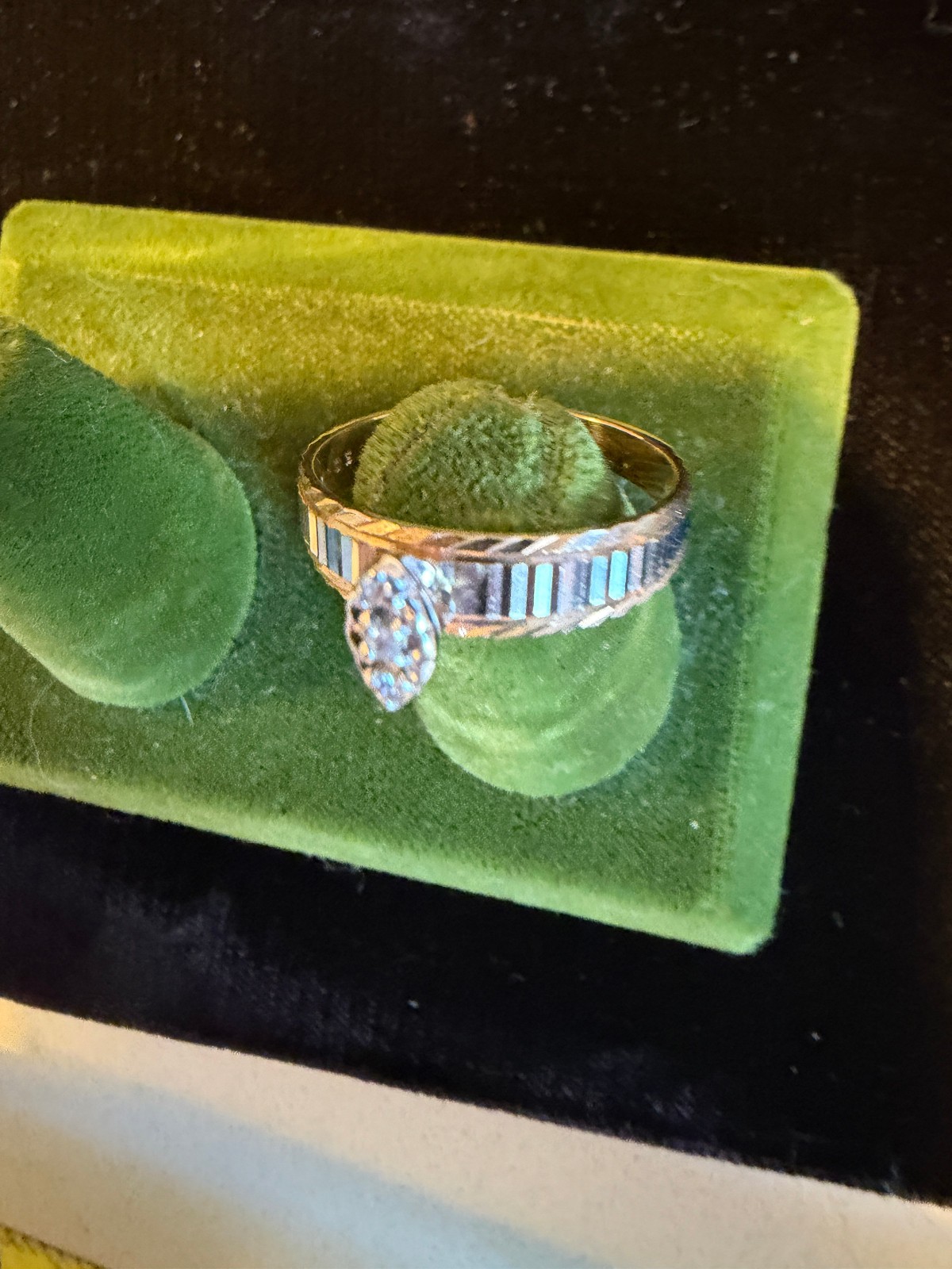Vintage SOLID 10KT Gold Stamped Size 8 Ring 2.51g New Old Stock!