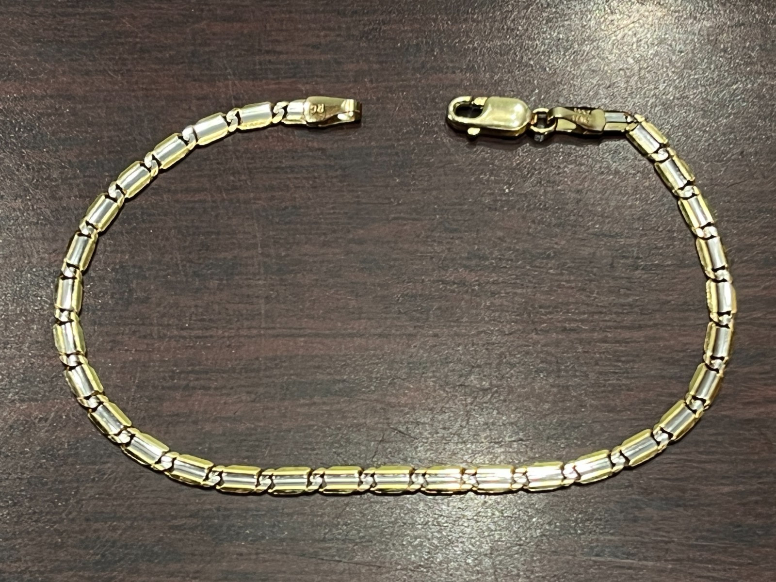 14K Tu-Tone Gold Link Bracelet – 3.4g – 6.75″ Wrist