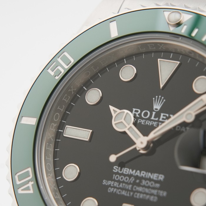 ROLEX Submariner Date 126610LV Box/Paper