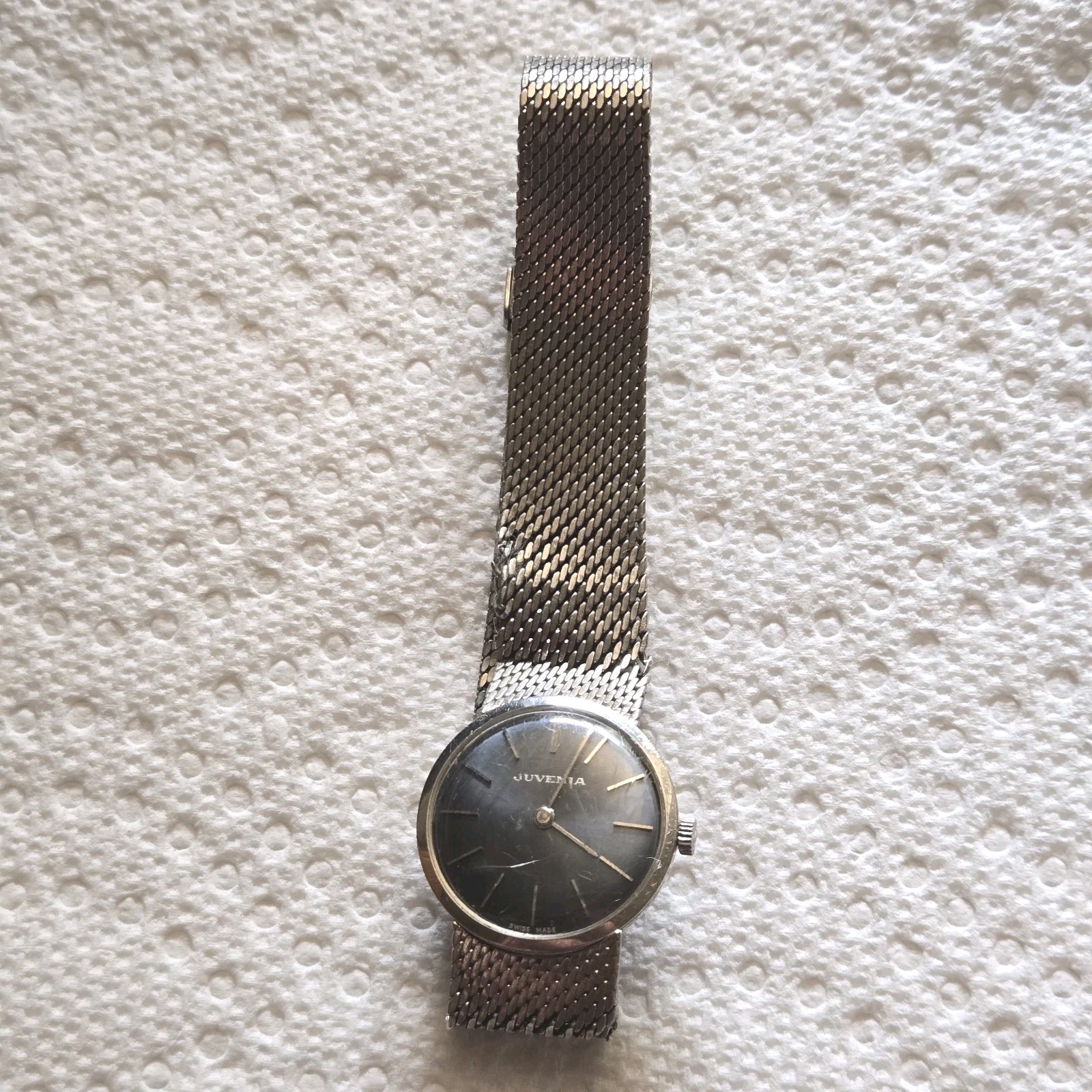 Vtg Juvenia The Slim Womens Swiss Made Watch 17 Jewels Runs For Repair