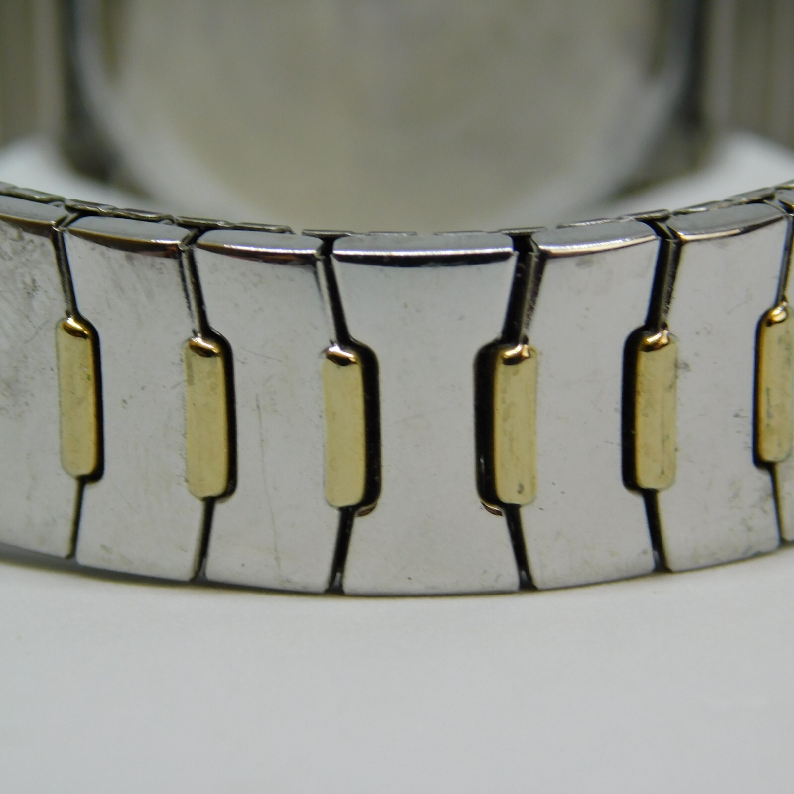 Armitron Instalite 75/5696TT Quartz Women’s Watch Sz. 6 3/4″ New Battery