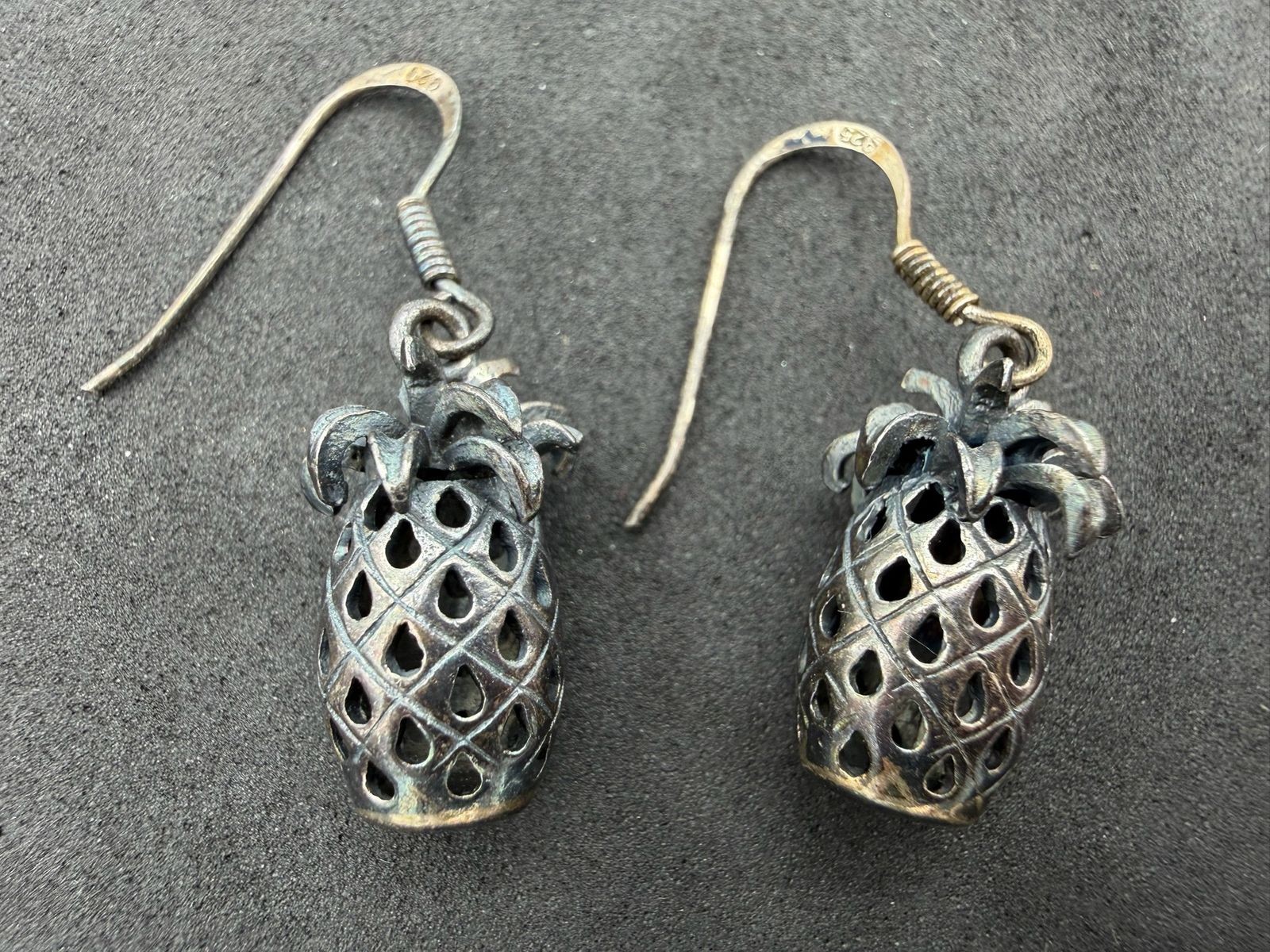5.59g Vintage Sterling Silver 925 Pineapple Dangle Drop Earrings Retro Charm M