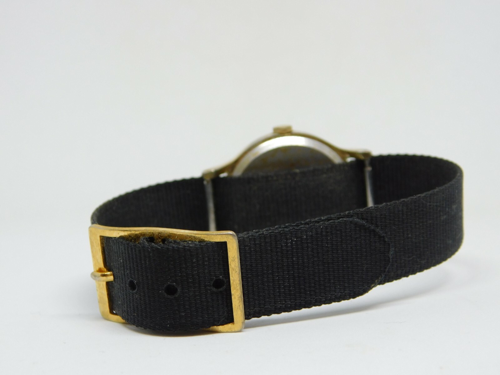 Jemis Y121-A330 Gold Tone Case Nylon Band Quartz Women’s Watch New Battery