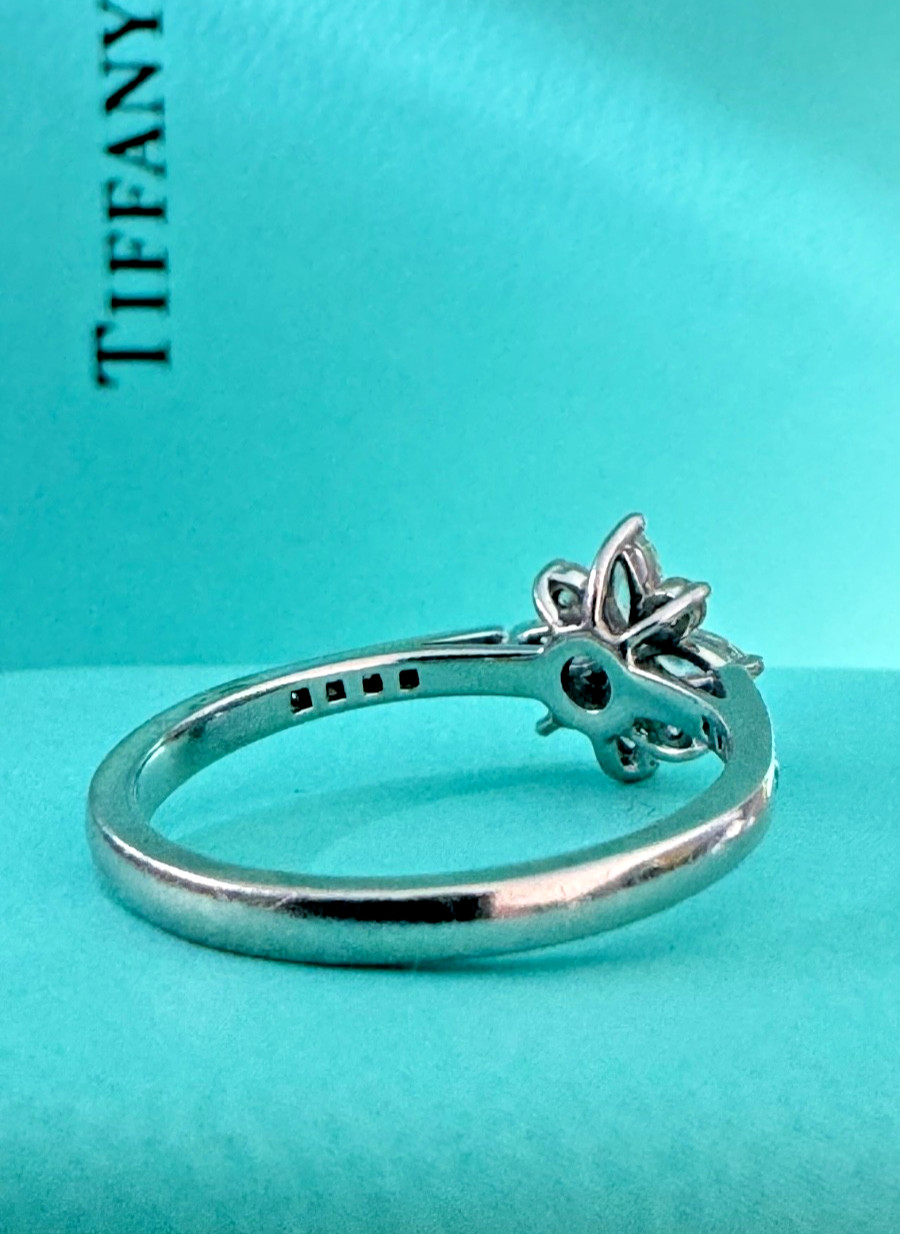 $6,450 TIFFANY & CO. VICTORIA .36CTW DIAMOND PLATINUM FLOWER CLUSTER BAND RING 6