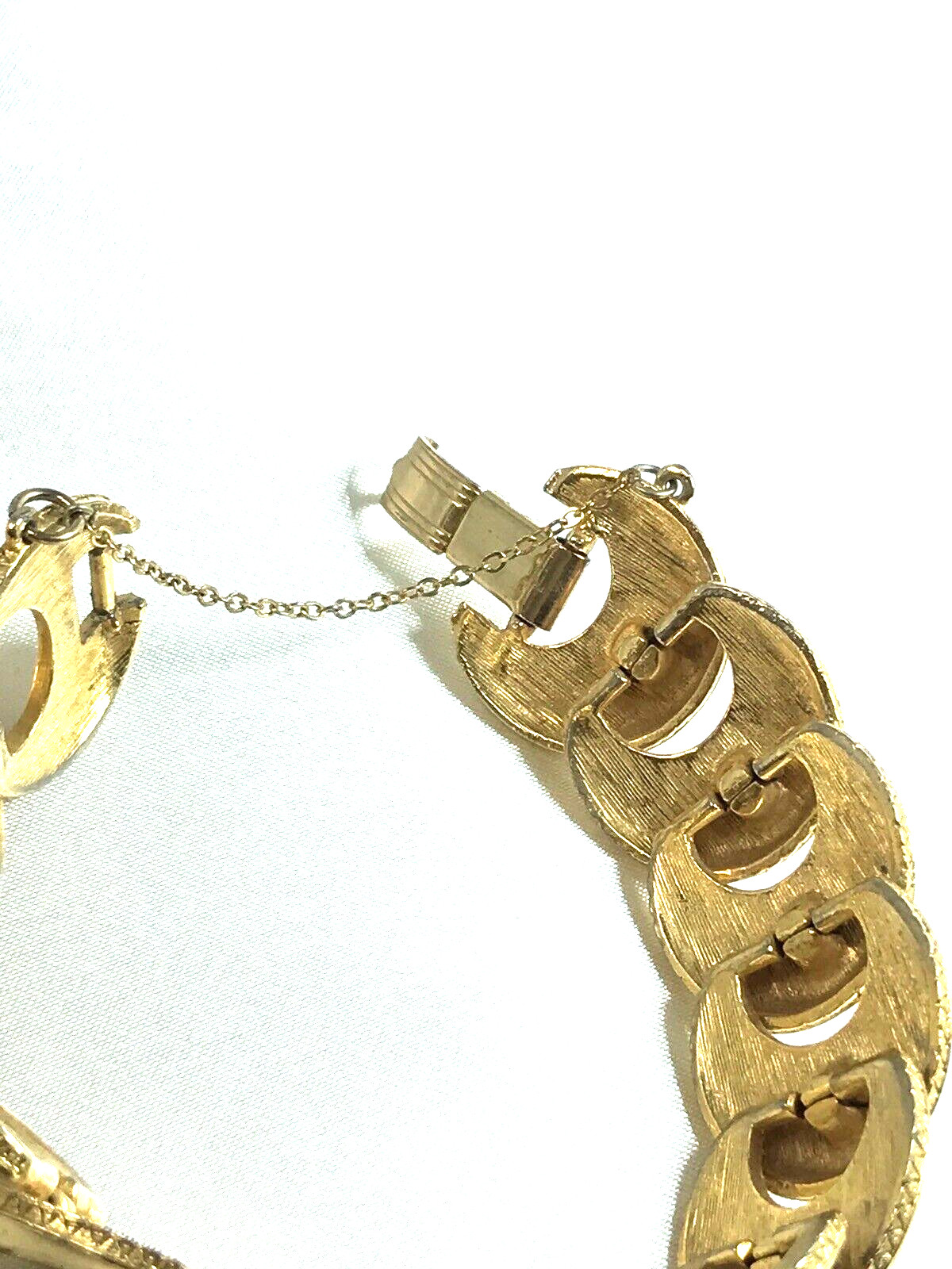 Vintage Estate Textured Chain Link Bracelet with Safety Chain