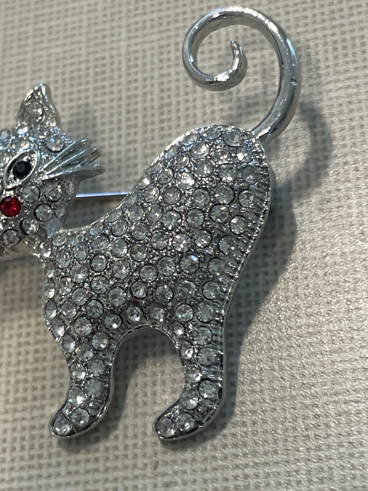 Vintage Silver Tone Clear Rhinestone Cat Brooch Red Nose Kitty Pin