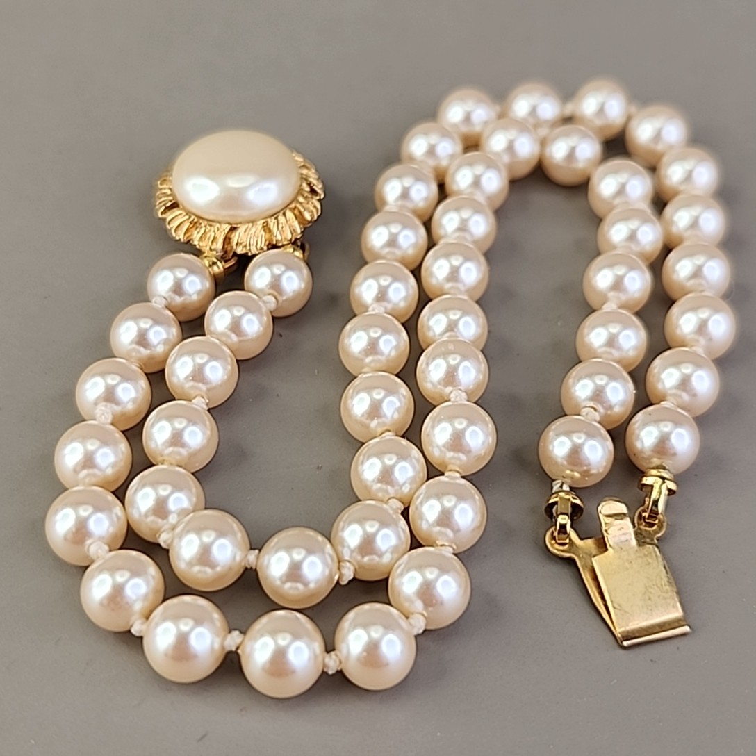 Vintage Faux Pearl Beaded Bracelet Two Strand Cream Knotted Push Lock 7″