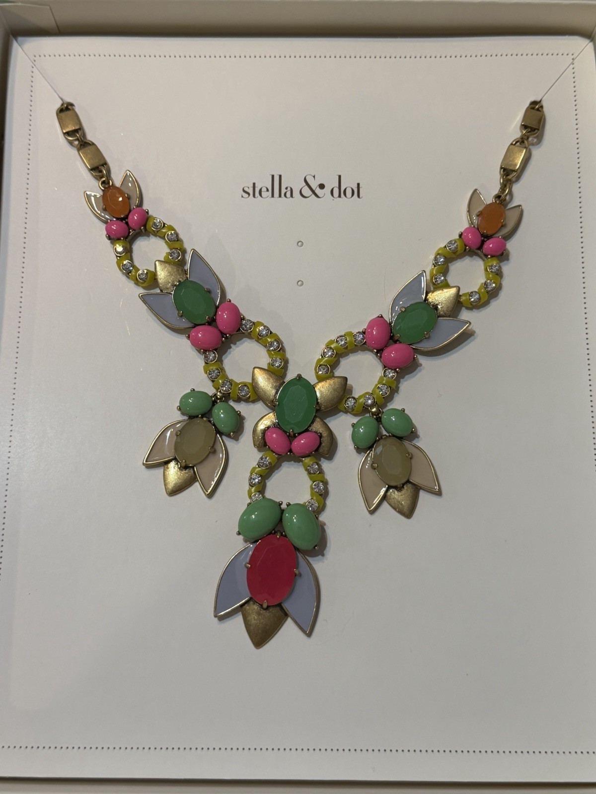 Stella & Dot Tropicana Statement Necklace – Bright and Beautiful!