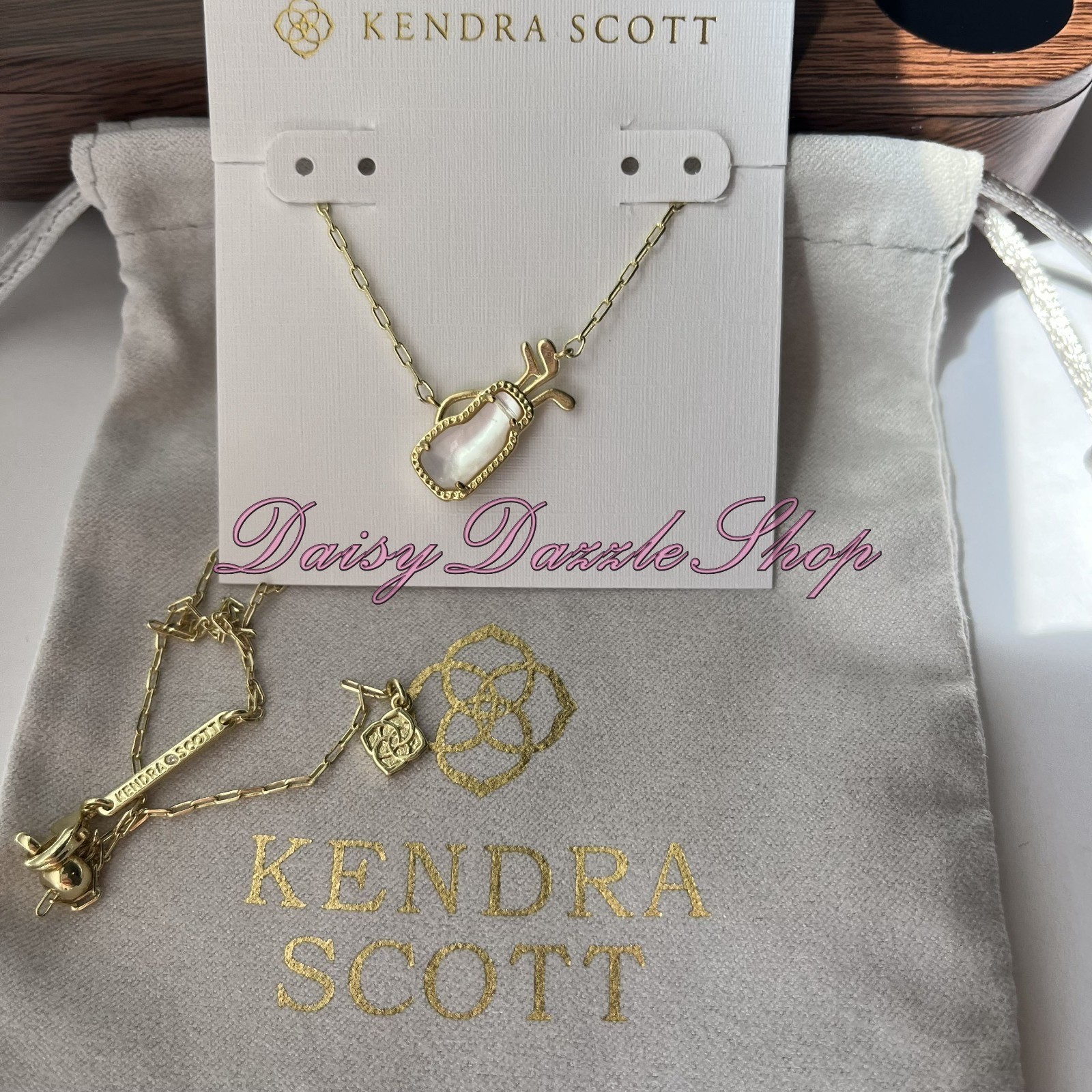 ⛳NEW Kendra Scott Gold plated Mother of Pearl Golf Short Pendant Necklace🩷⛳