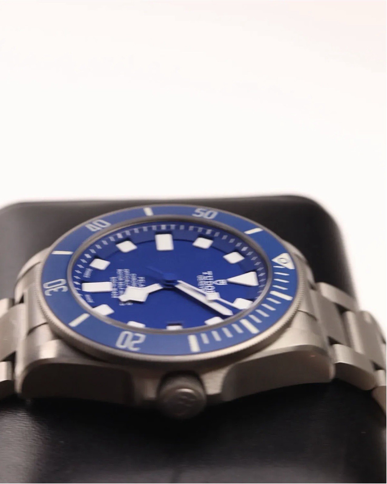 TUDOR Pelagos 25600TB Look At The Last 4 Pictures For Scratches On The Bracelet.