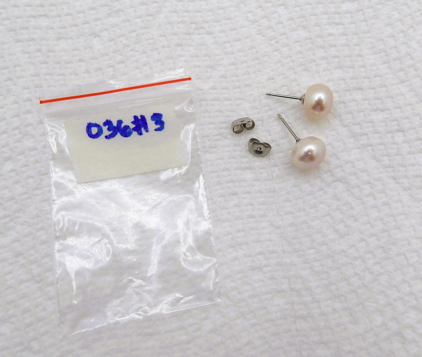 9.7 MM ONE PAIR Natural Pastel Button Genuine Freshwater Pearl Earrings ER036#3