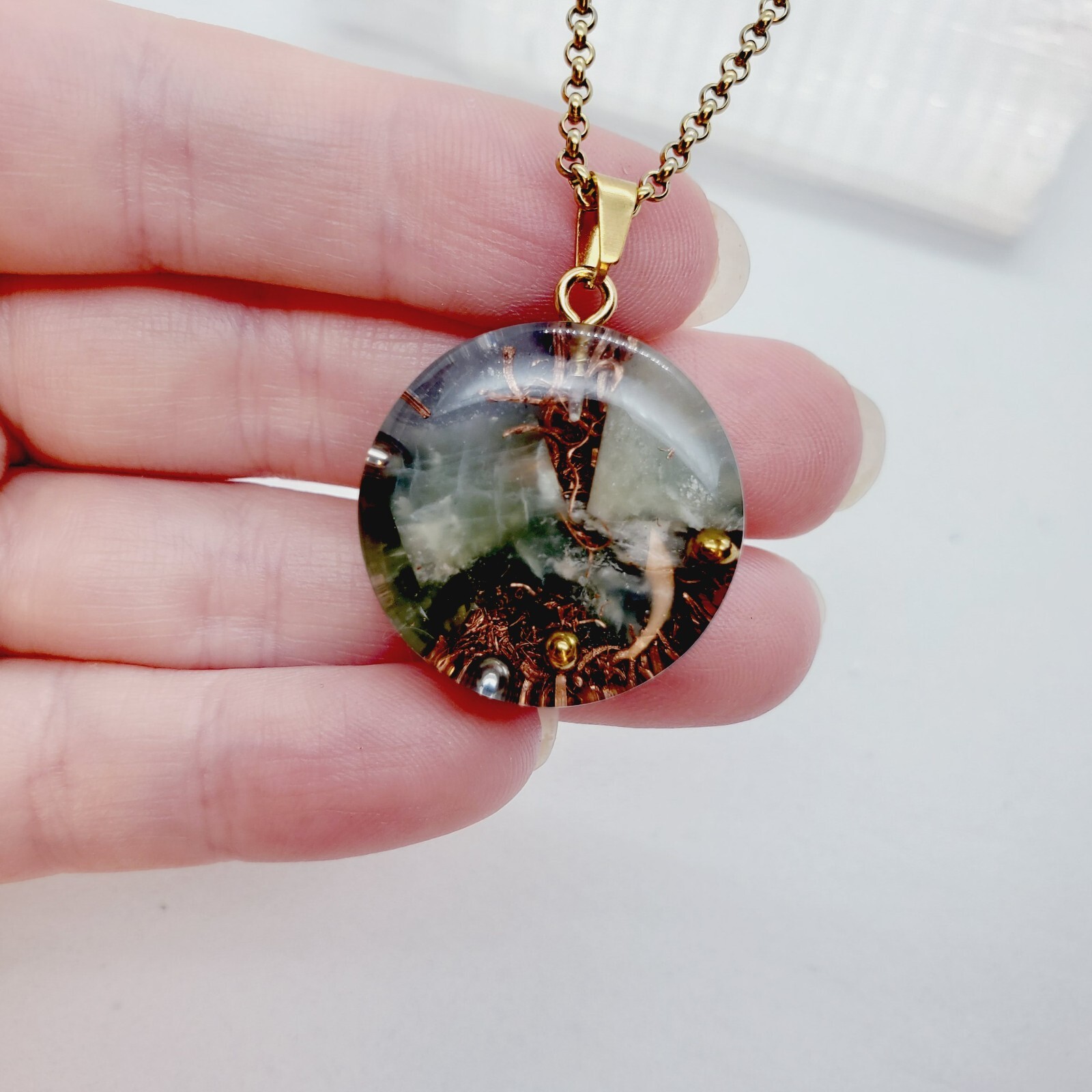 CRYSTAL JADE Orgone Energy Necklace. Calm, Harmony, Heart Chakra, Meditation