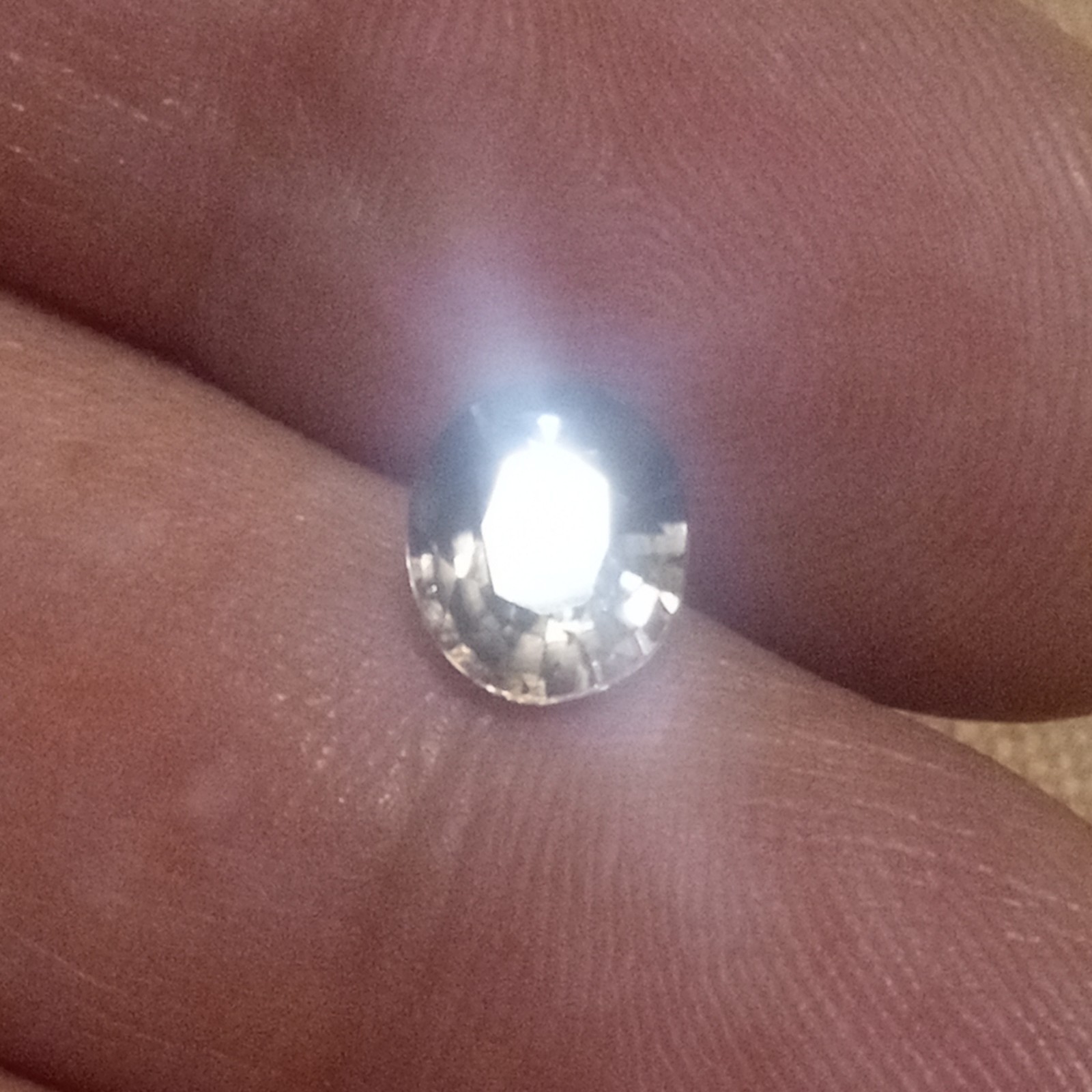 1.83 ct VVS natural champagne zircon oval shaped gorgeous 😍😍