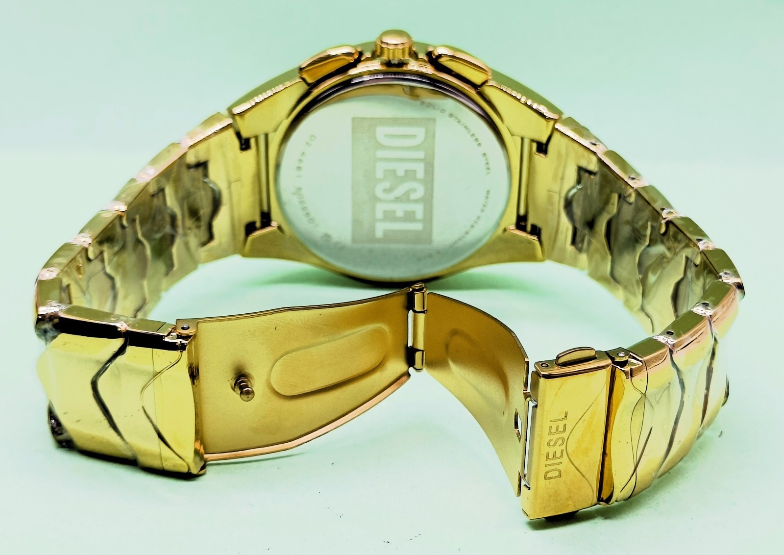Amazing Diesel Mercurial Date Indicator Chronograph Quartz Men’s Wrist Watch