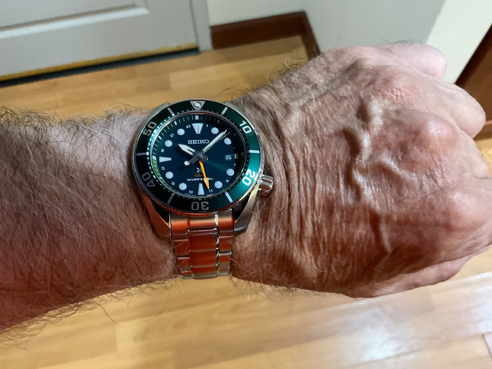 Seiko Prospex Sea Diver’s Sumo Solar GMT Green Men’s Watch – SFK003