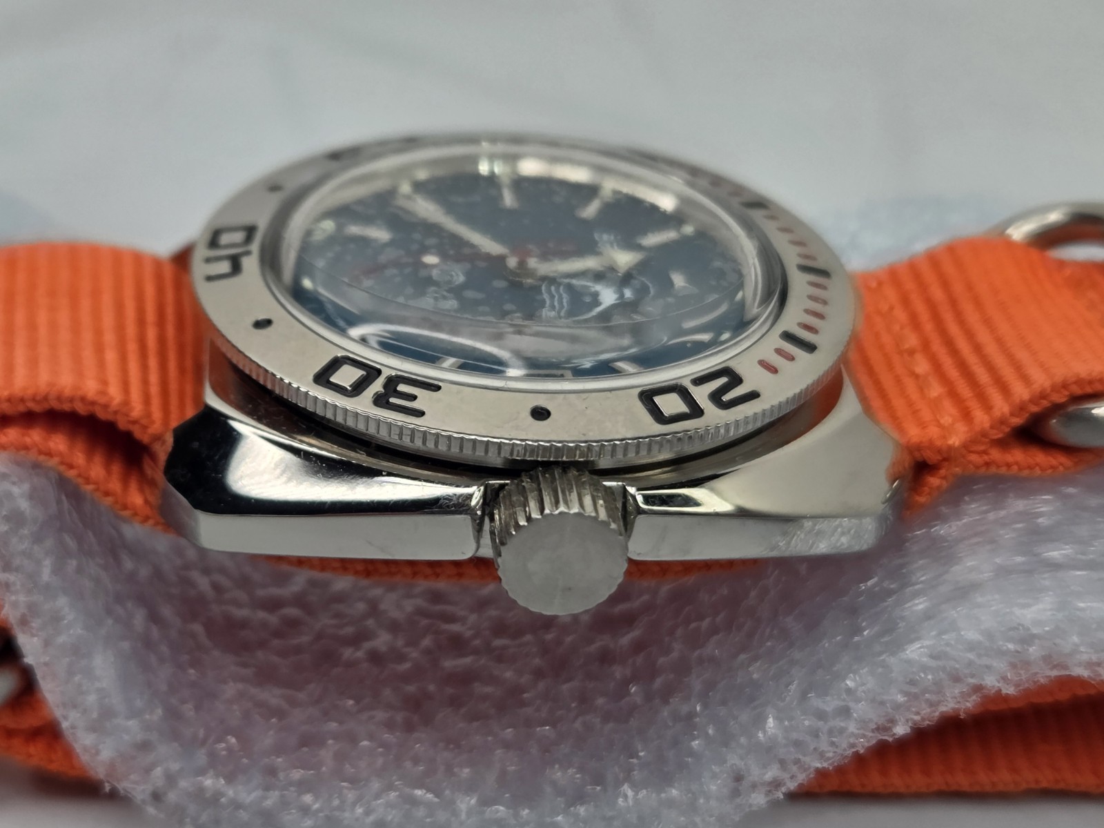 Vostok Amphibia Watch Scuba Diver Automatic USA Seller Blue Orange Nato