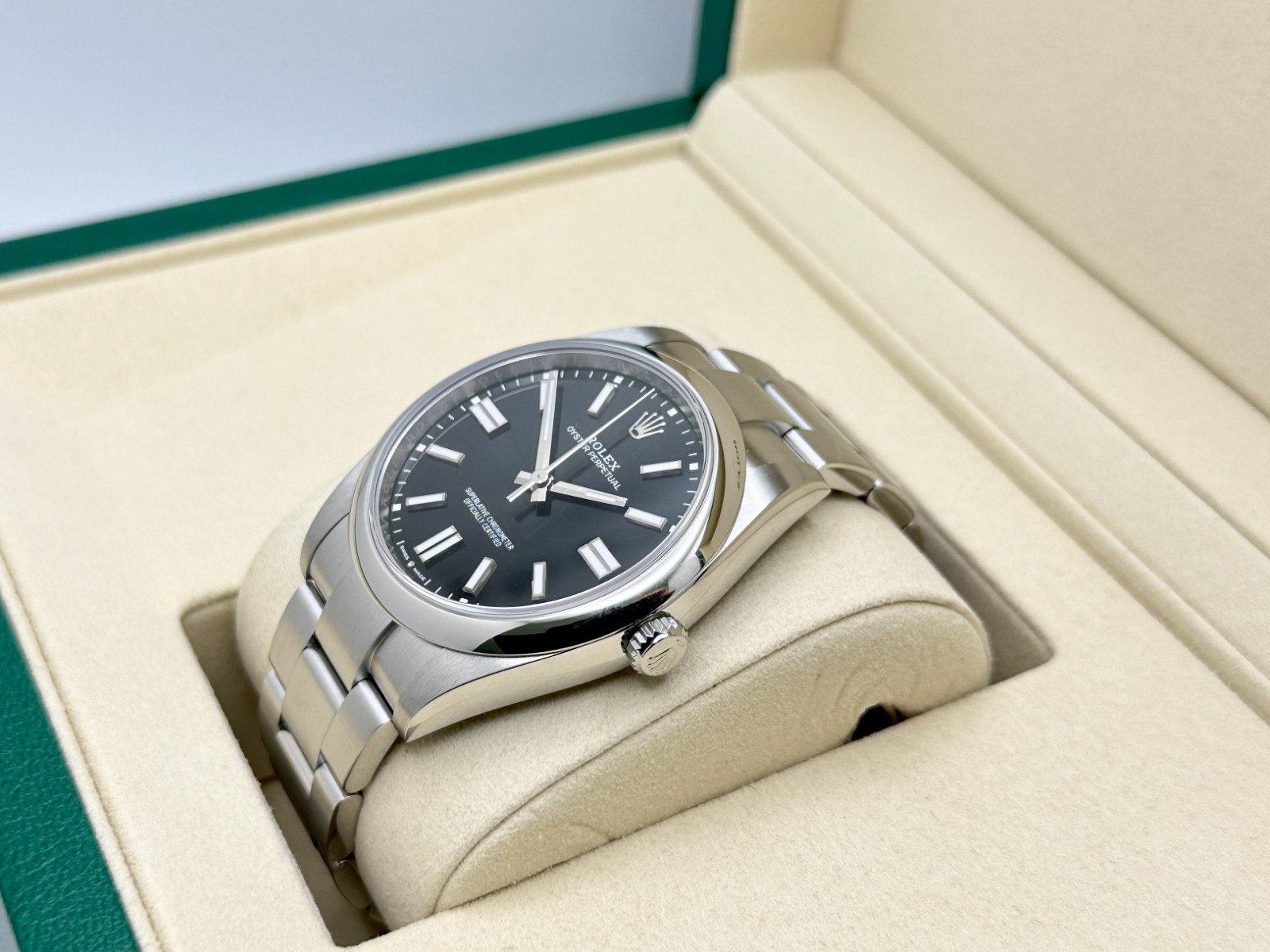 2025 Rolex Oyster Perpetual 124300 41mm Black Dial Stainless Steel Box Papers