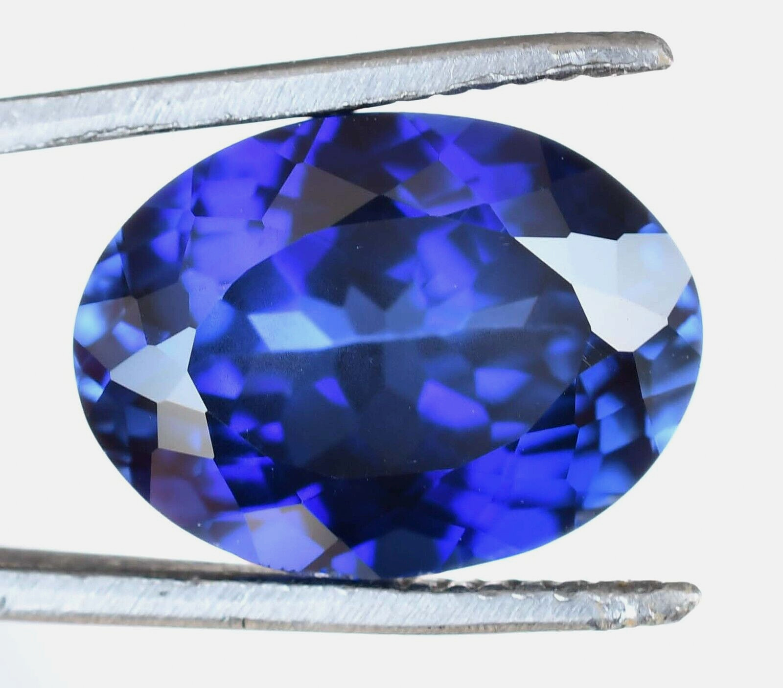 Natural Blue Ceylon Sapphire 8.50 Ct Oval Certified Flawless Loose Gemstone