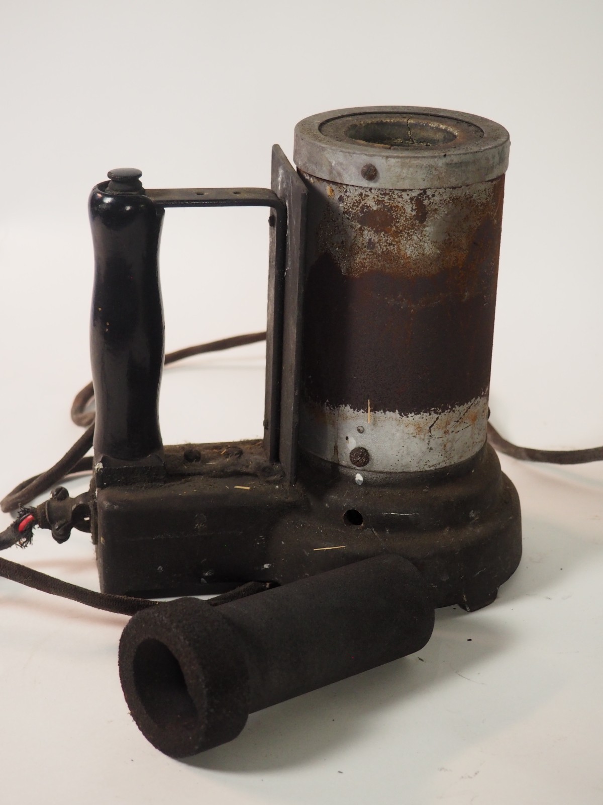 Vintage Jelrus Electric Melting Furnace – Tested & Working – Includes Crucible