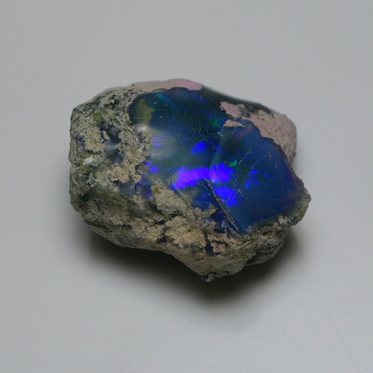 Natural Ethiopian Black Opal Rough 17.50 Ct – Ideal for Jewelry, Welo Fire Opal
