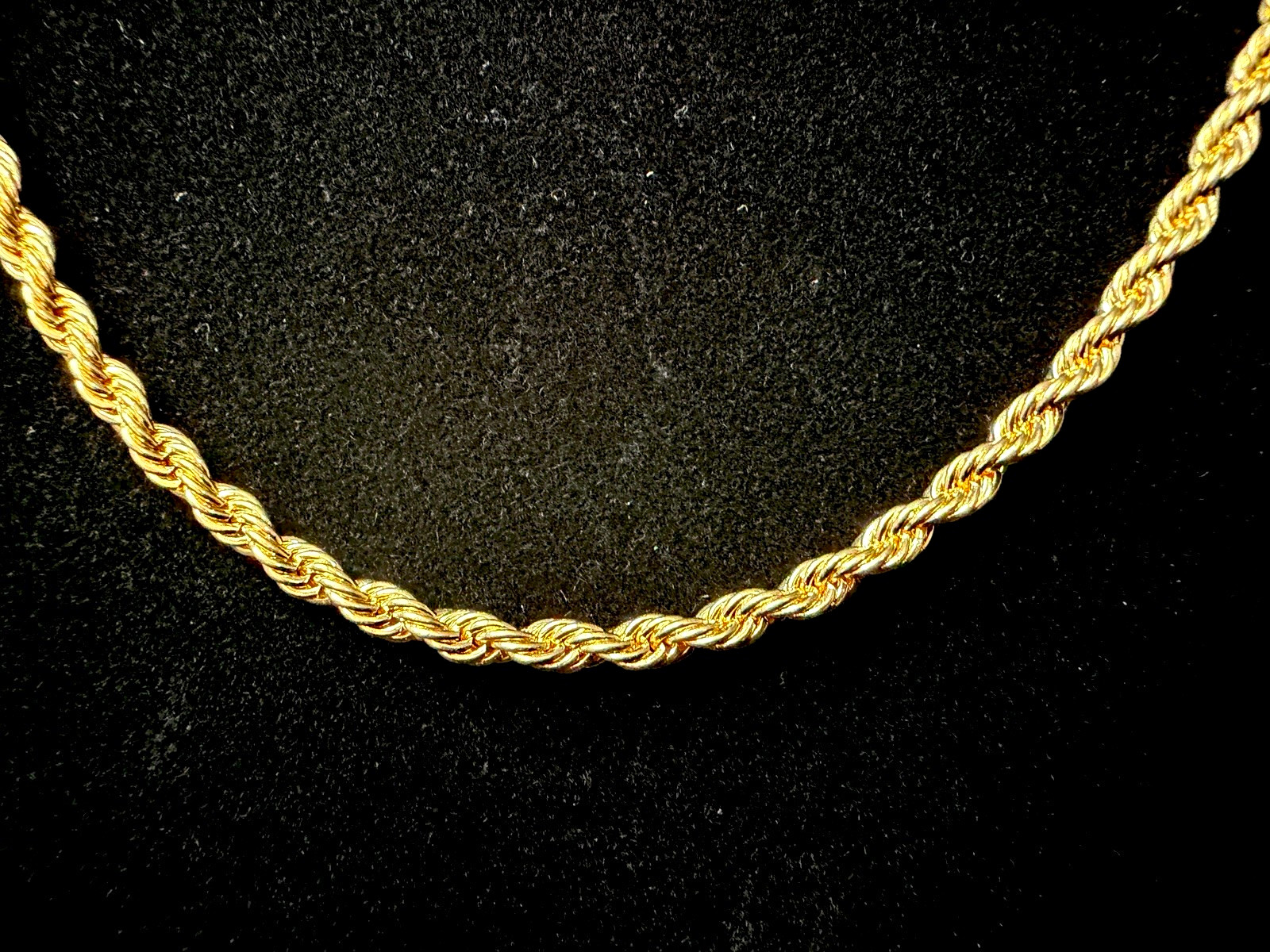 14K Stamped Gold Rope 30in 3.5MM Necklace. Hypoallergenic. Brand new.