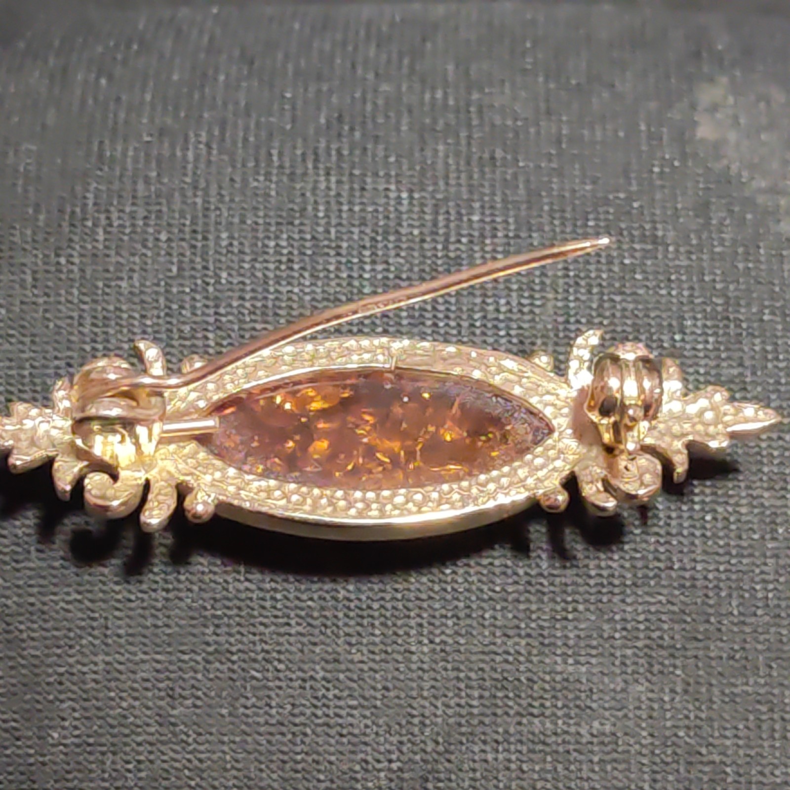 9ct 375 Gold Amber Dress Brooch 4.75g