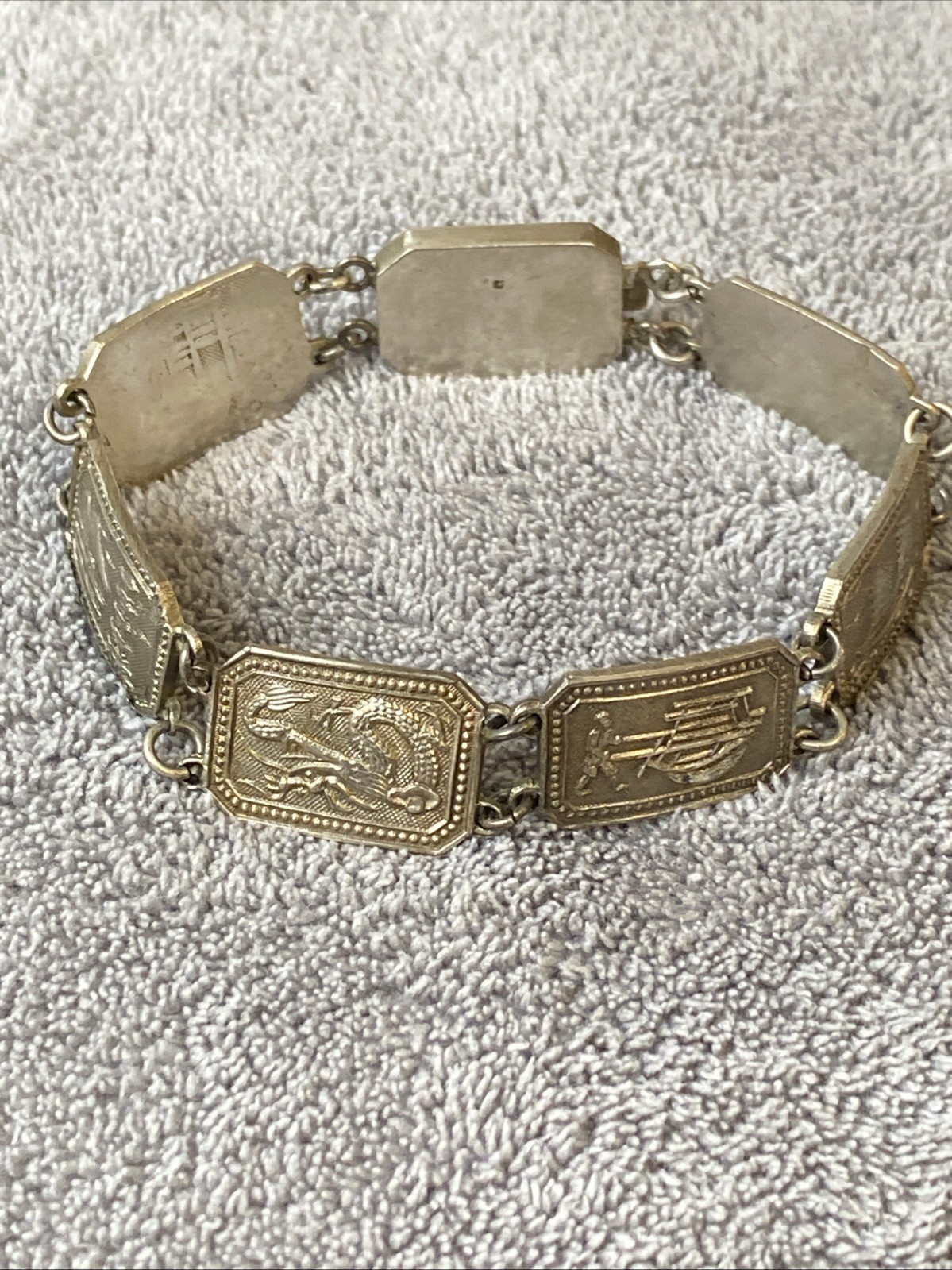 Vintage Chinese Export Silver Motif Panel Link Bracelet