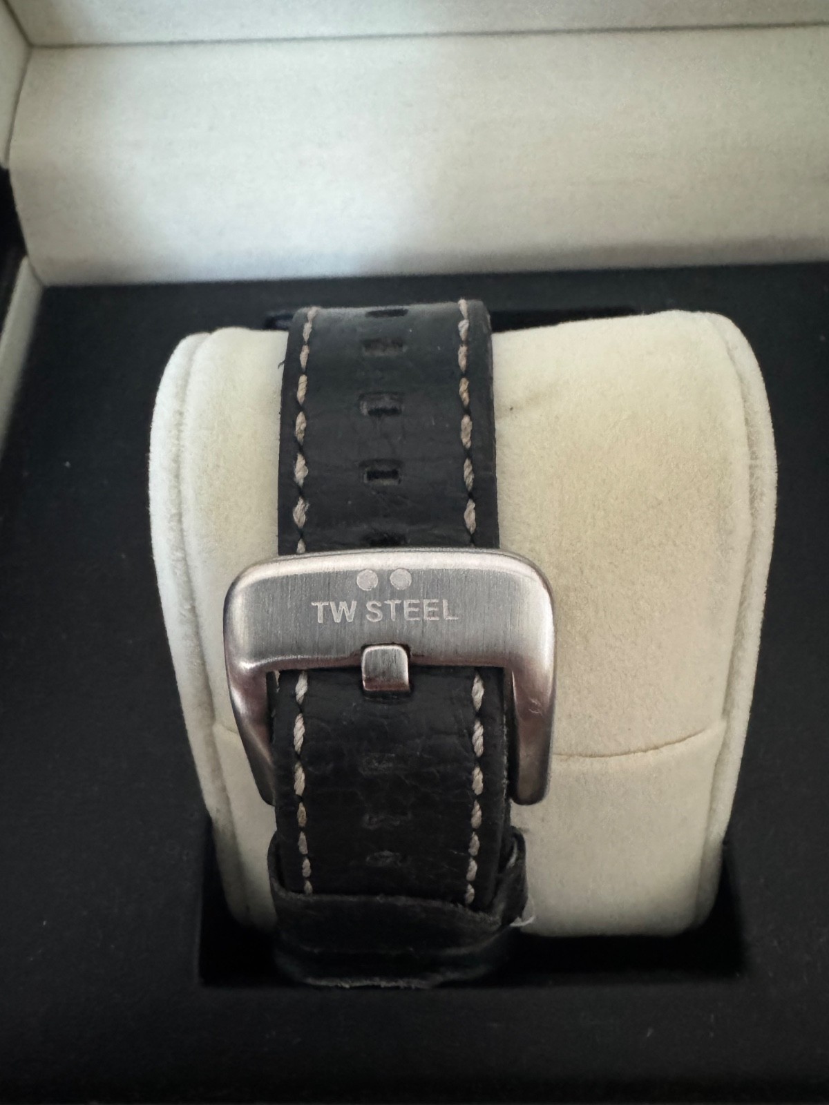 TW STEEL TW2 (Pre Owned) Great Condition!