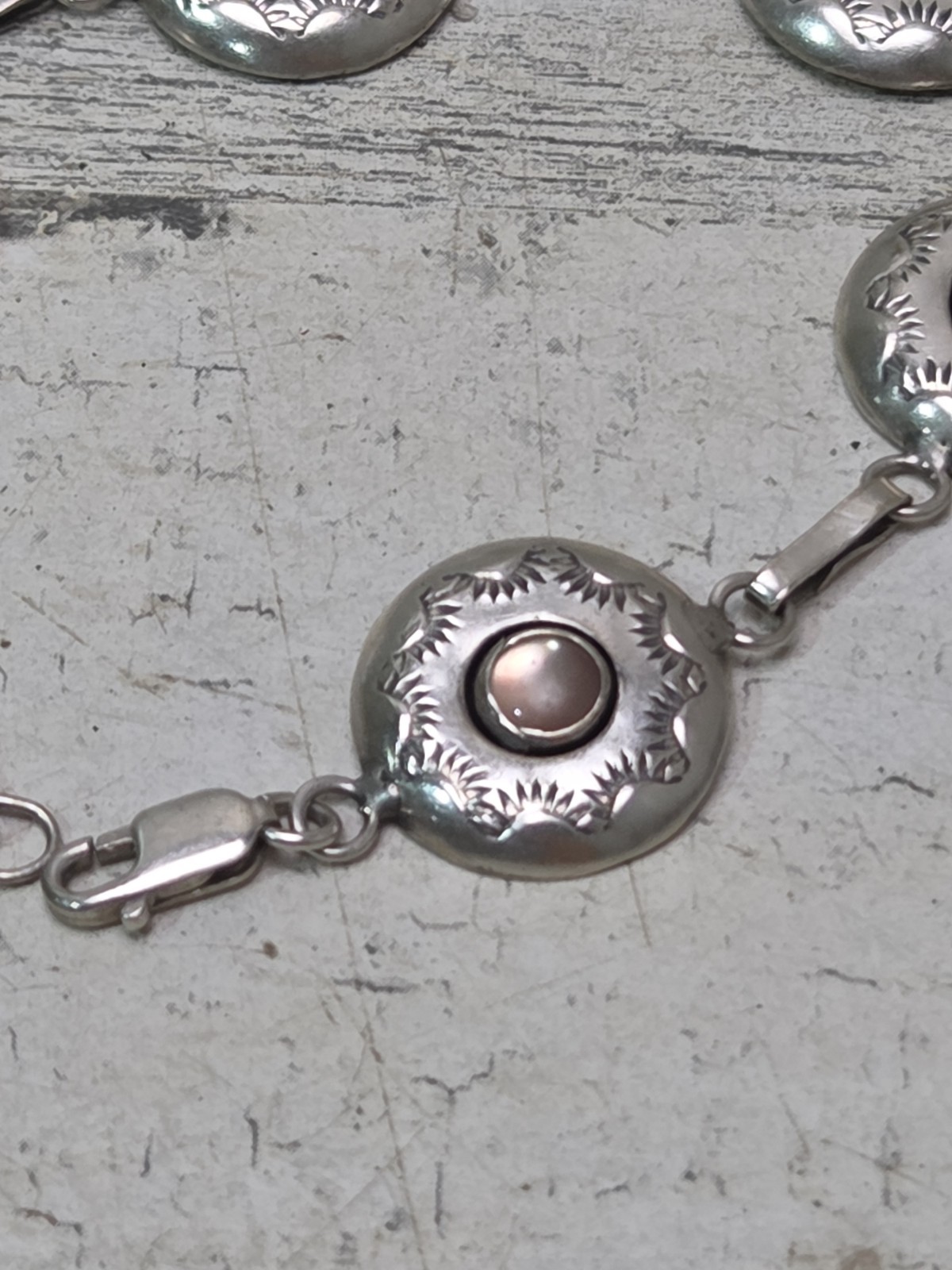ML Perry Sterling Silver 925 Navajo Braclet 7″ – 8″ Pink Conch Shell Beautiful!