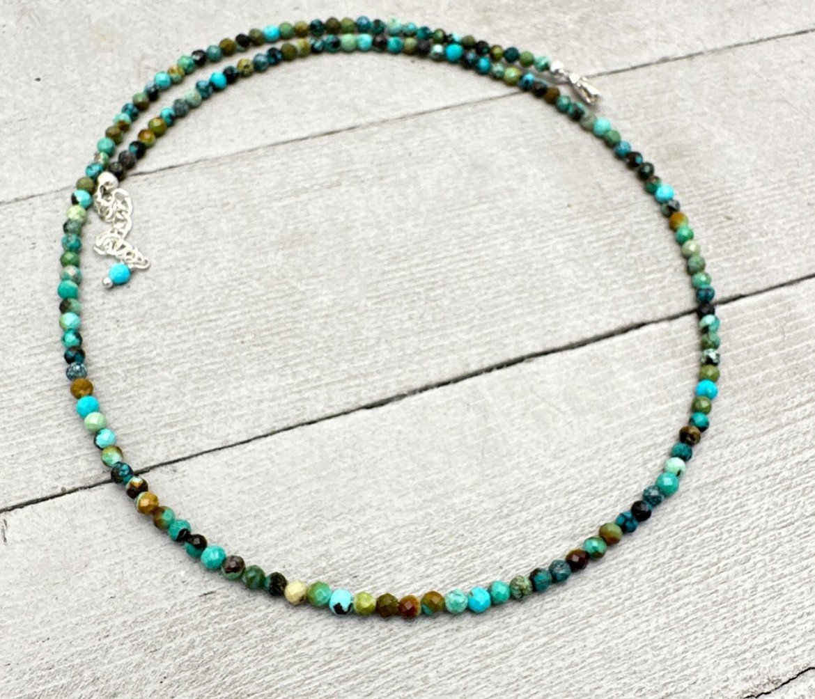 2025Selling Fast 8.5 Inch Handmade Beaded Boho Anklet Adjustable for Women Gift