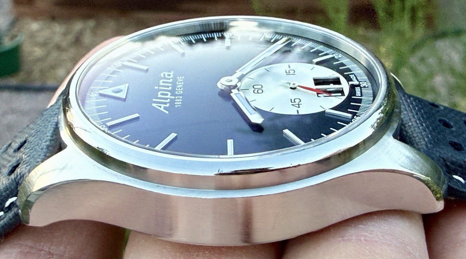 Alpina Startimer Pilot Big Date Quartz Blue Dial 44mm Watch Only AL280X4SP26