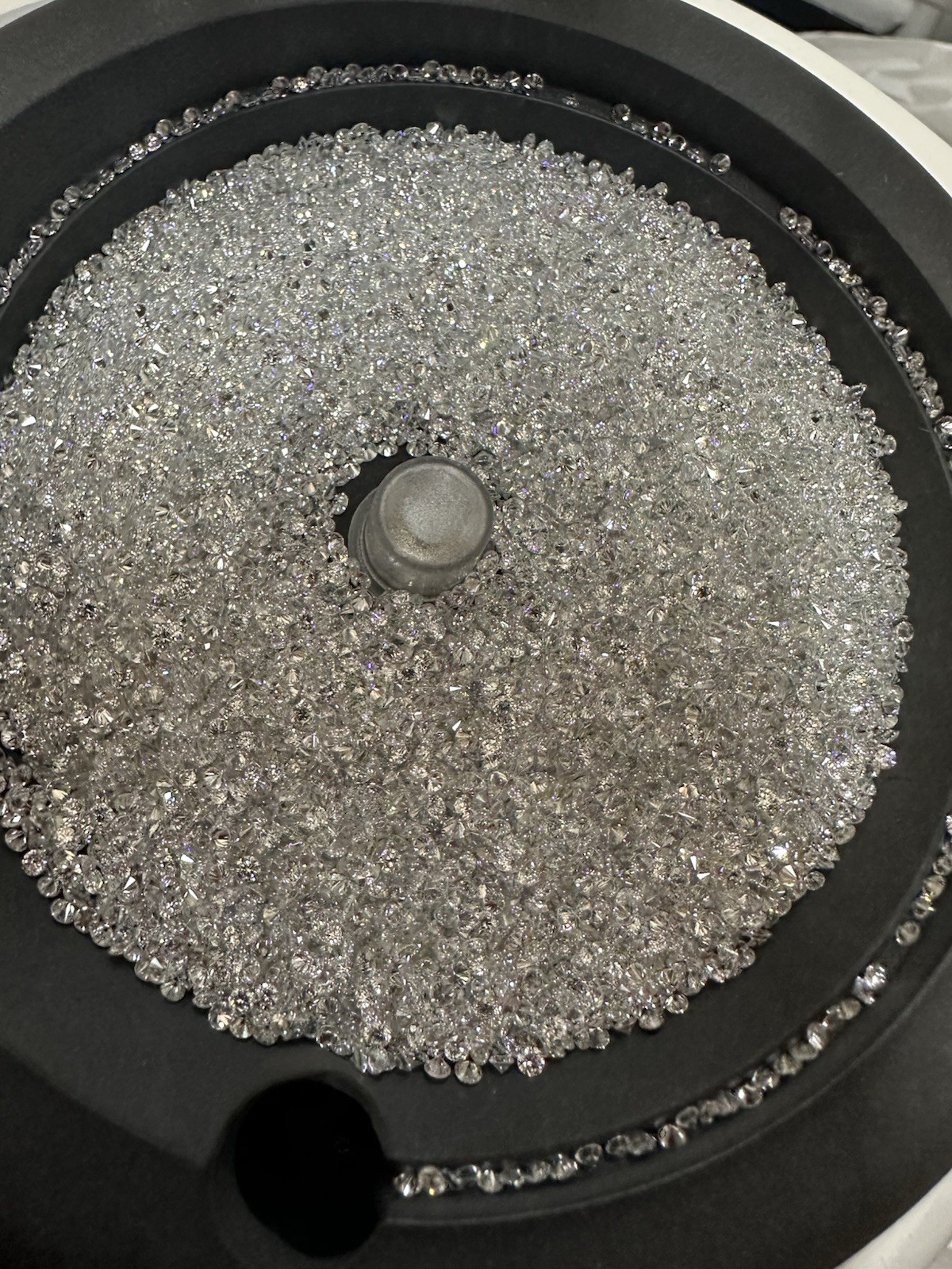 Lab Diamond Round Loose VVS-SI1 D-E-F Melee 1.8mm-2.3mm HPHT 1.0ct lot Will Sort
