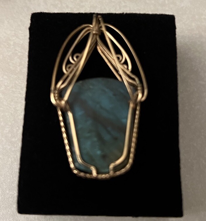10k Gold Pendant w/ Blue Labradorite Stone 1.75”L Abstract 7.83g Artsy Cottage