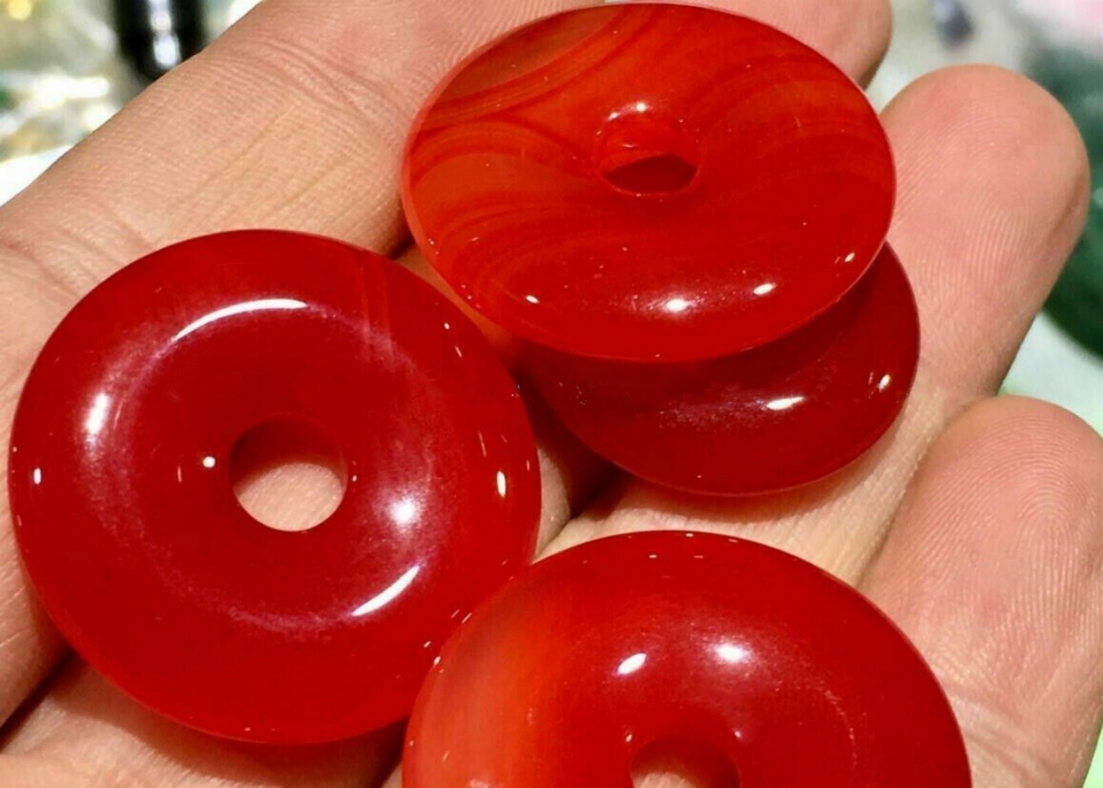1 Pcs Vintage Natural Red Jade Circle Donut Pendant Lucky Amulet Pendants
