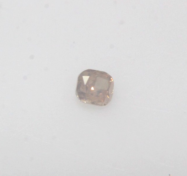 0.10 CTS CUSHION SHAPE PINK MILKY SOLITAIRE DIAMOND 2.70×2.47×1.64 MM