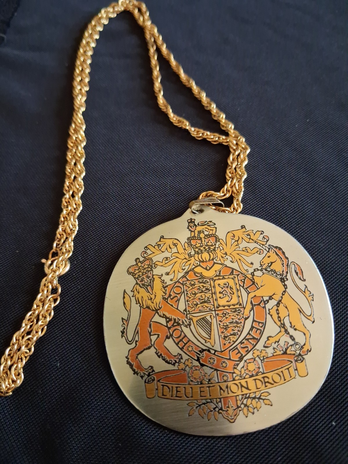 Reed & Barton Damascene Coat of Arms Pendant Necklace